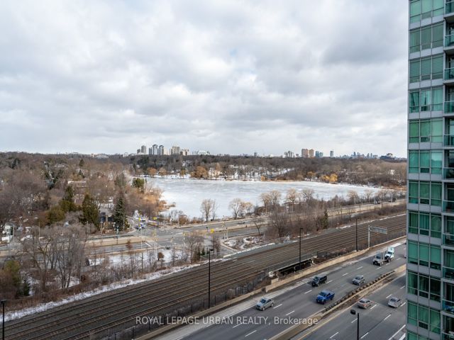 1205 - 1910 Lakeshore Blvd W