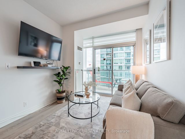 1205 - 1910 Lakeshore Blvd W