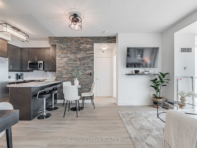 1205 - 1910 Lakeshore Blvd W