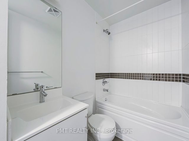 2722 - 165 Legion Rd N