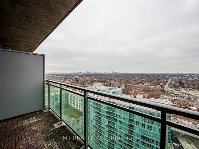 2722 - 165 Legion Rd N