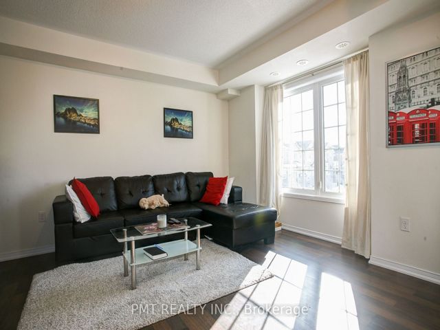 7 - 129 Issac Devins Blvd