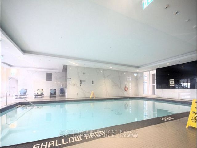 1230 - 5 Mabelle Ave