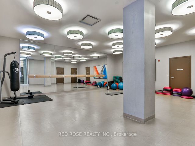 1605 - 2230 Lake Shore Blvd W