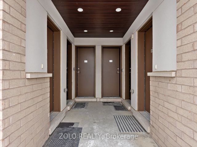 4 - 171 William Duncan Rd