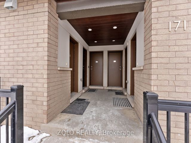 4 - 171 William Duncan Rd