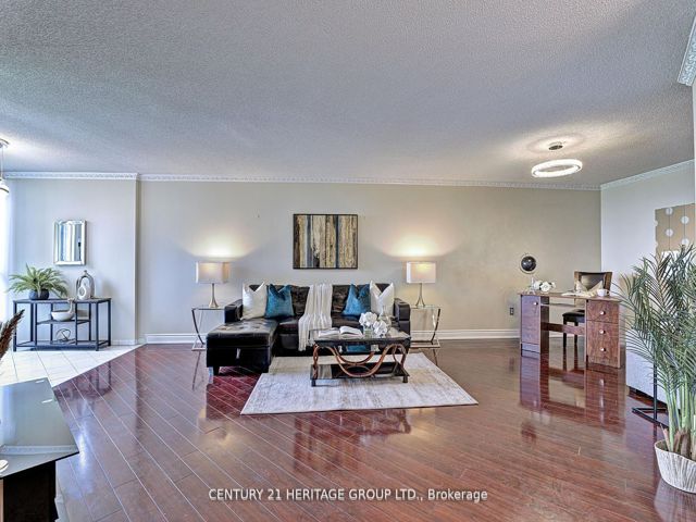 1205 - 5 Rowntree Rd