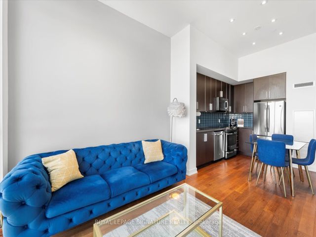 PH05 - 2220 Lake Shore Blvd W