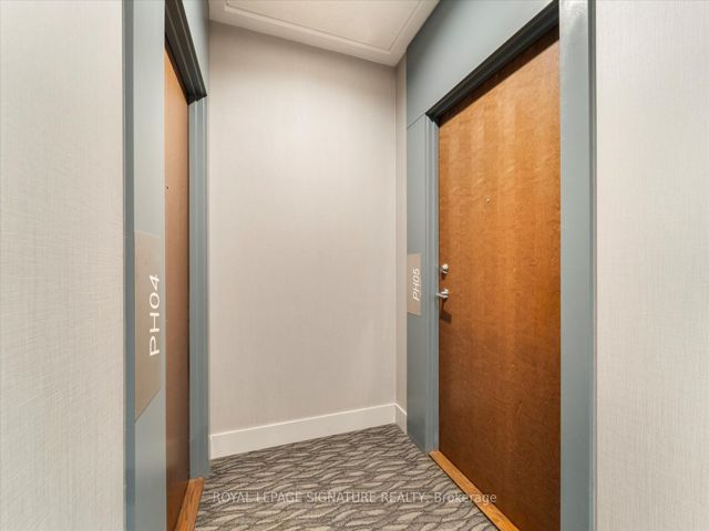 PH05 - 2220 Lake Shore Blvd W