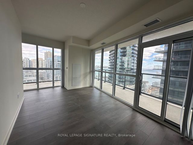 1102 - 38 Annie Craig Dr