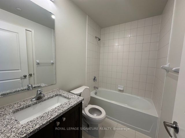 1102 - 38 Annie Craig Dr
