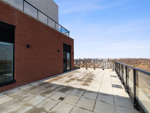 1216 - 3100 Keele St