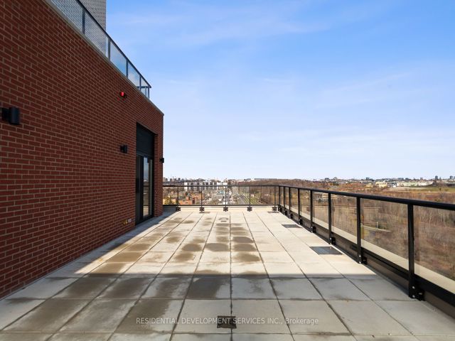 1216 - 3100 Keele St