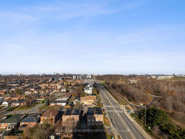 1216 - 3100 Keele St