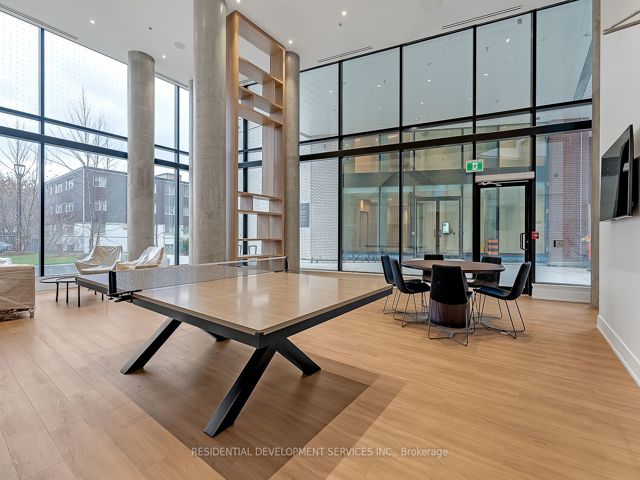 1217 - 3100 Keele St