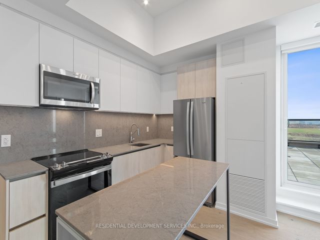 1217 - 3100 Keele St