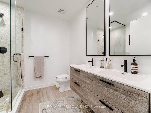 508 - 2118 Bloor St W