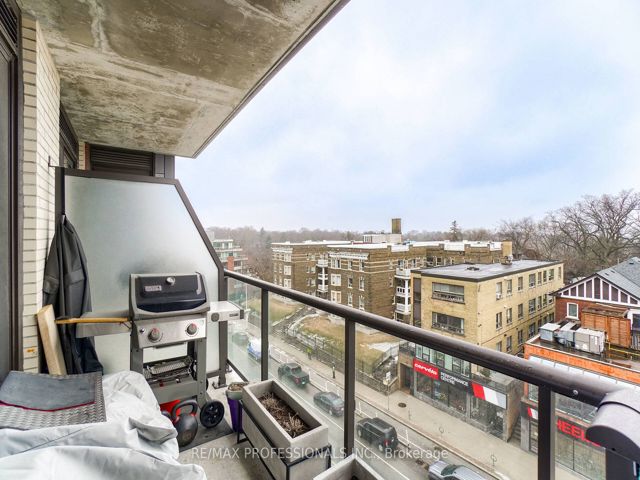 508 - 2118 Bloor St W