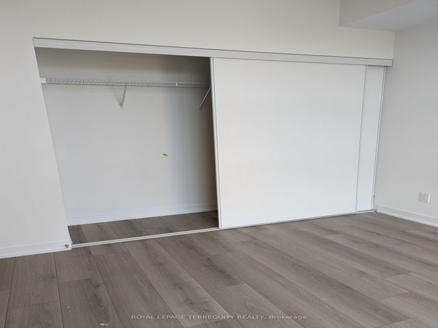 529 - 1787 St Clair Ave W