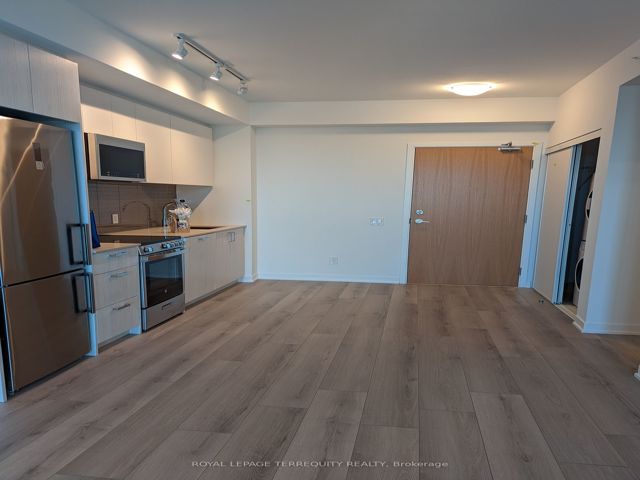 529 - 1787 St Clair Ave W
