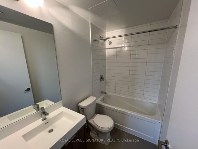 1005 - 3100 Keele St