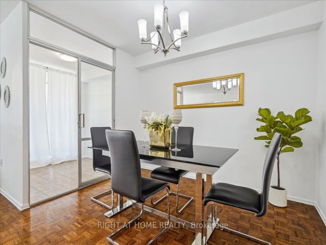 115 - 15 La Rose Ave