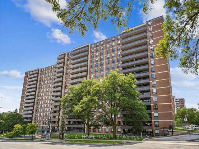 115 - 15 La Rose Ave