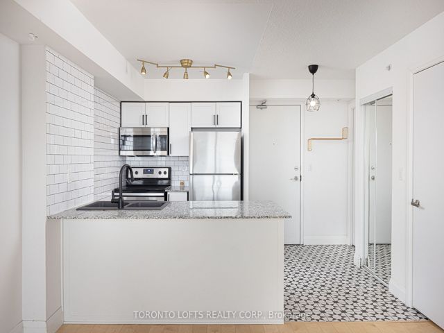 2502 - 1410 Dupont St