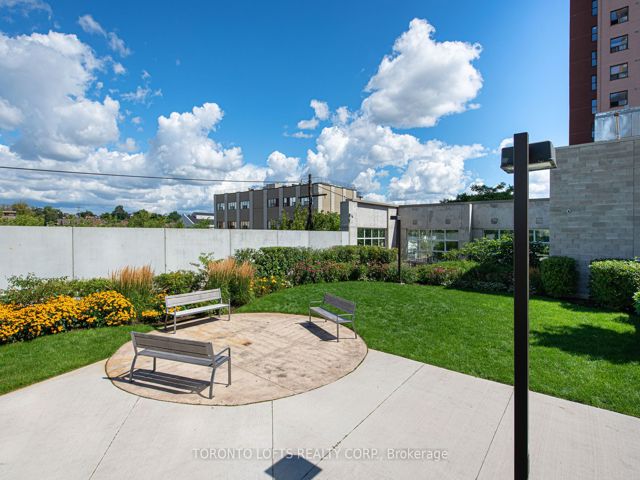 2502 - 1410 Dupont St
