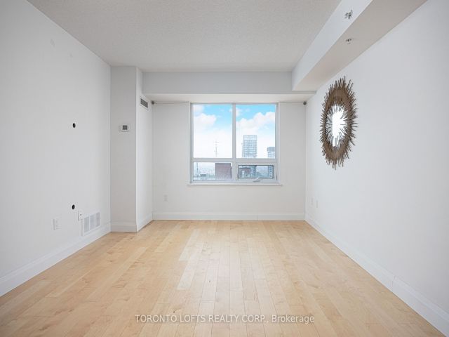 2502 - 1410 Dupont St