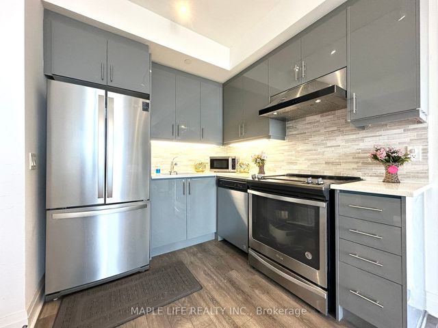 1706 - 17 Zorra St