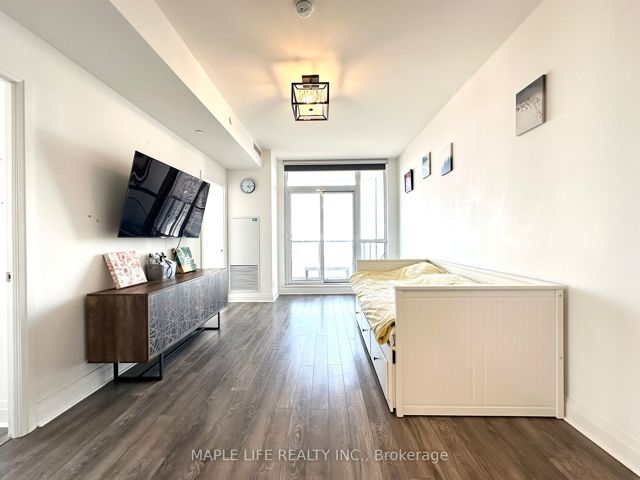 1706 - 17 Zorra St