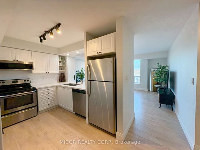 1002 - 190 Manitoba St