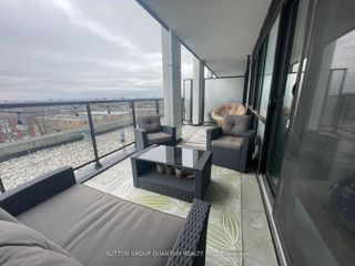 425 - 50 George Butchart Dr