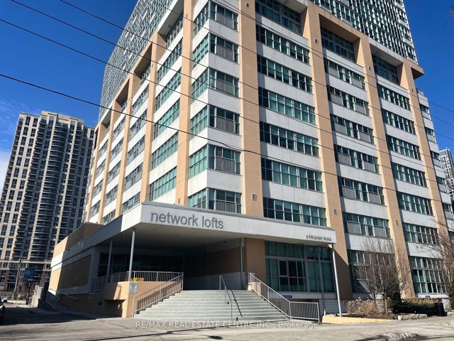 202 - 2 Fieldway Rd