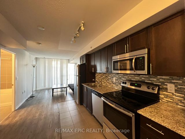 1203 - 830 Lawrence Ave W