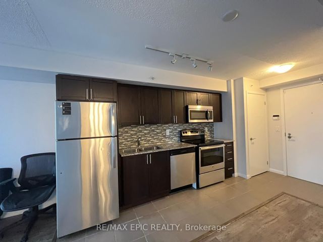 1203 - 830 Lawrence Ave W