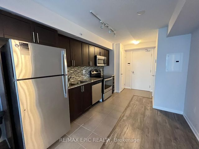 1203 - 830 Lawrence Ave W