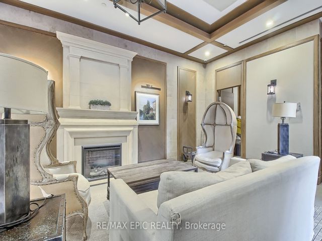 1203 - 830 Lawrence Ave W