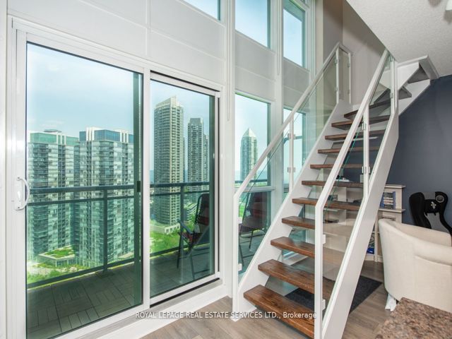 2301 - 155 Legion Rd N