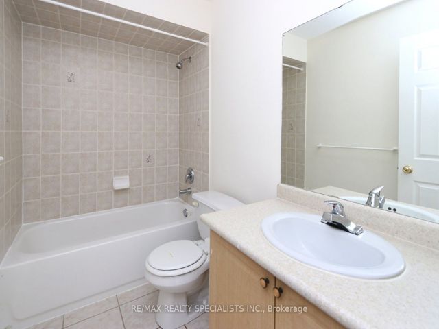 3 - 145 Portland St