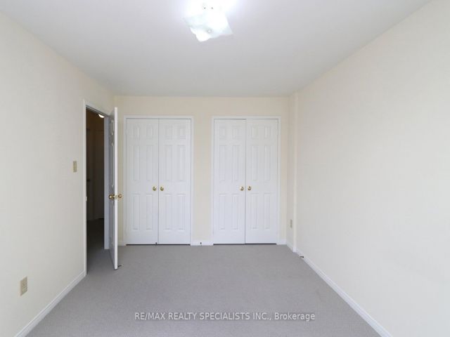 3 - 145 Portland St
