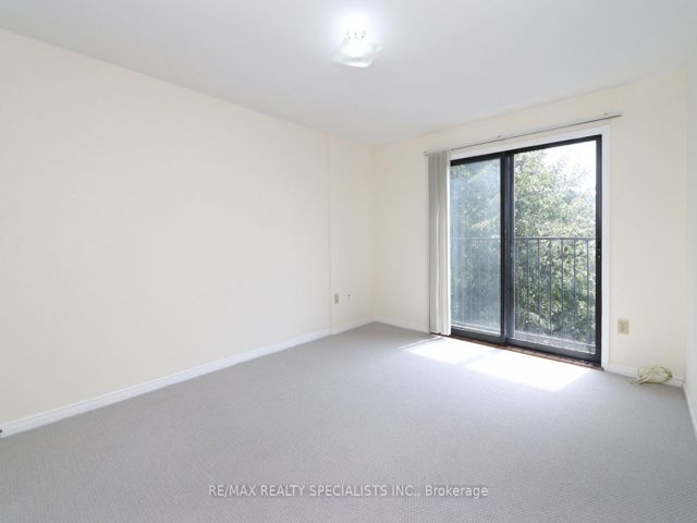 3 - 145 Portland St