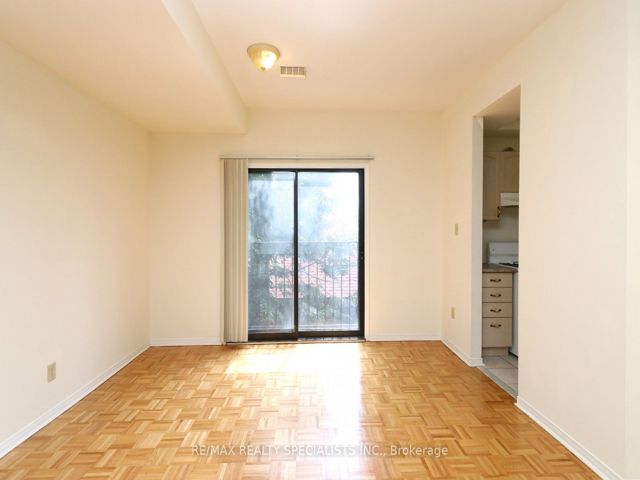 3 - 145 Portland St