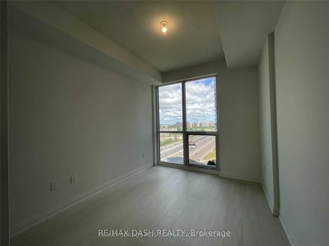 1503 - 30 Gibbs Rd