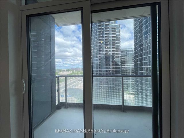 1503 - 30 Gibbs Rd