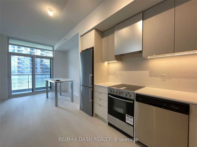1503 - 30 Gibbs Rd