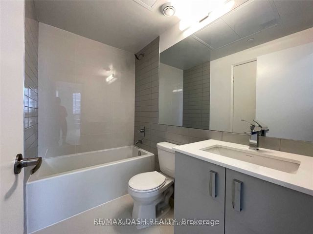 1503 - 30 Gibbs Rd