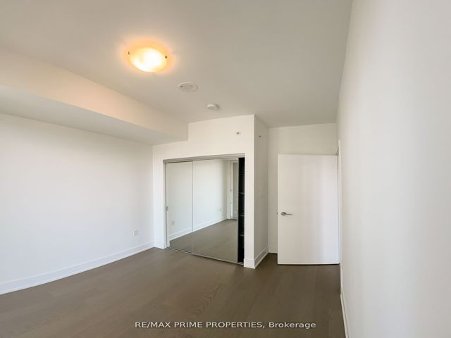 1714 - 30 Shore Breeze Dr