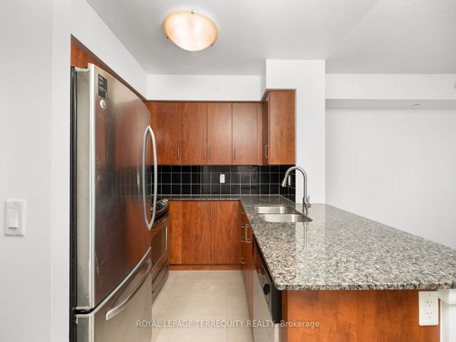 1803 - 205 Sherway Gardens Rd